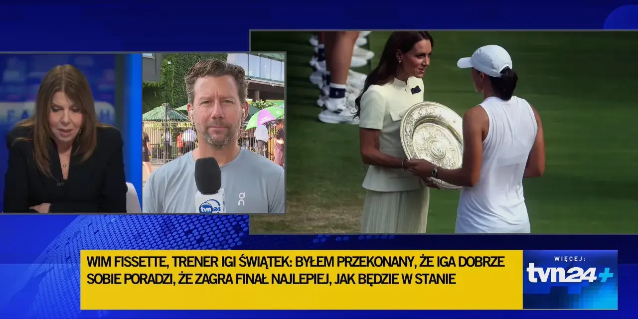 Wim Fissette, trener Igi Świątek, z dumą patrzy na jej sukces. Na zdjęciu widać też Kate Middleton wręczającą puchar.