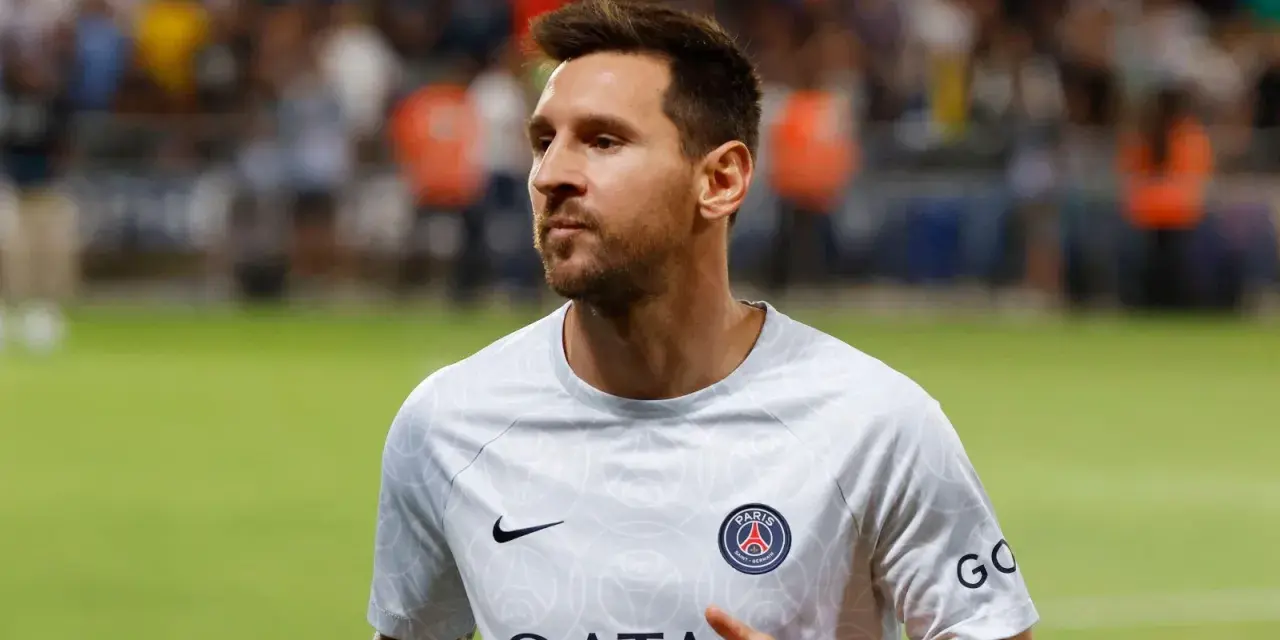 Lionel Messi, jeden z najlepsi skrzydłowi na świecie, w koszulce PSG.