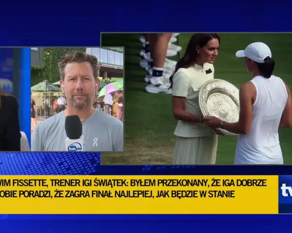 Wim Fissette, trener Igi Świątek, z dumą patrzy na jej sukces. Na zdjęciu widać też Kate Middleton wręczającą puchar.