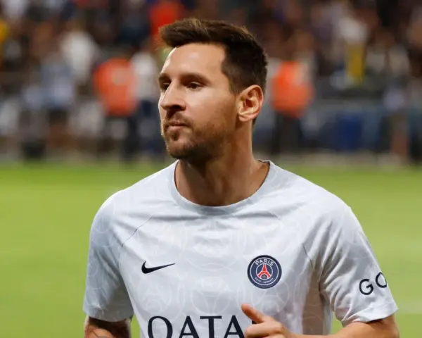 Lionel Messi, jeden z najlepsi skrzydłowi na świecie, w koszulce PSG.