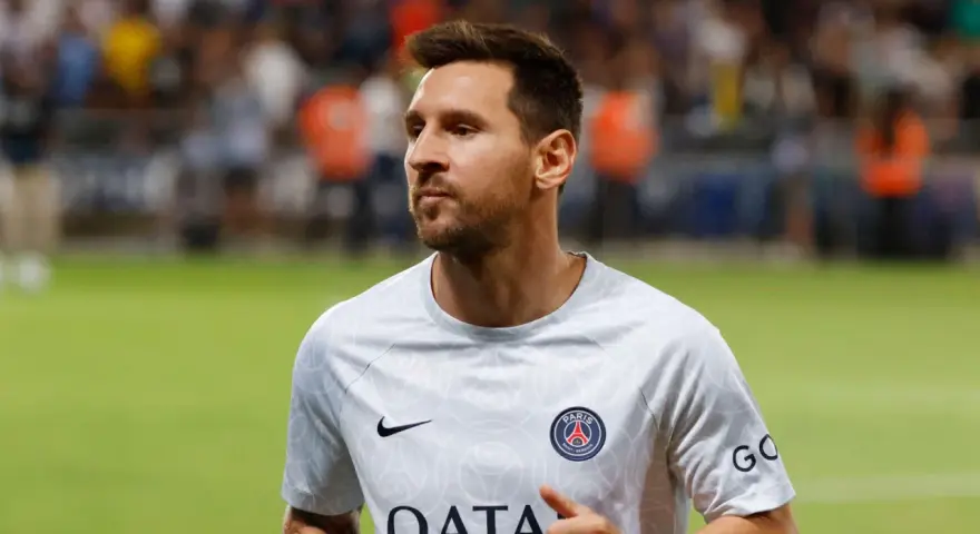 Lionel Messi, jeden z najlepsi skrzydłowi na świecie, w koszulce PSG.